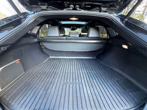 Used 2021 Toyota Venza Limited w/ Advanced Technology Package image 17