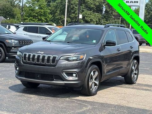 Used 2022 Jeep Cherokee Limited AWD/4WD image 32