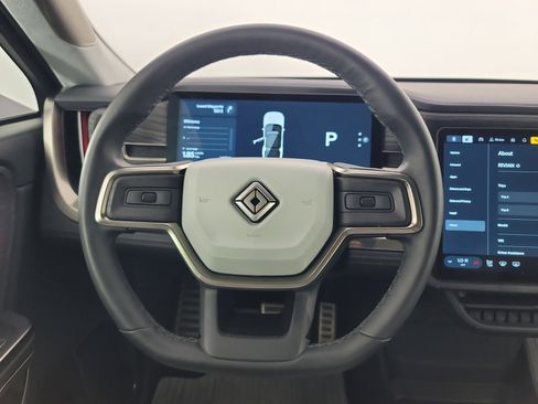 Used 2024 Rivian R1S Adventure AWD/4WD image 28