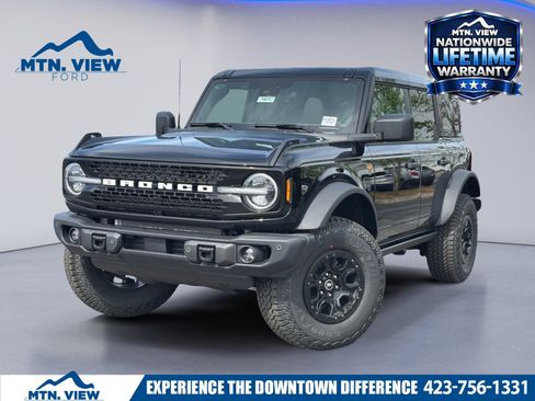 New 2026 Ford Bronco Badlands AWD/4WD image 1