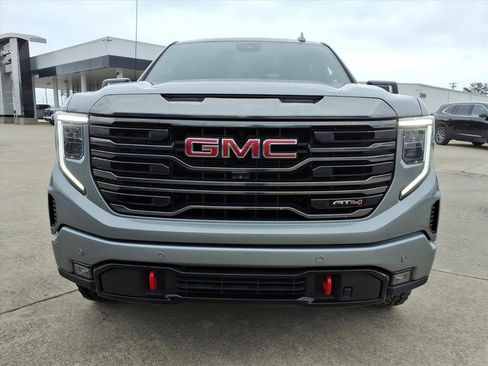 Used 2023 GMC Sierra 1500 AT4 w/ AT4 Premium Package image 2