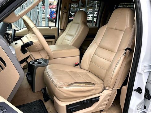 Used 2008 Ford F250 Lariat image 7