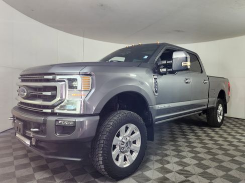 Used 2021 Ford F250 Platinum image 3