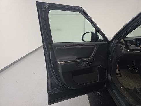 Used 2024 Rivian R1S Adventure Quad AWD/4WD image 16