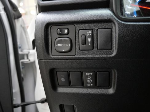 Certified 2018 Toyota 4Runner SR5 image 27