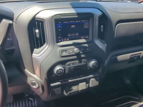 Used 2025 Chevrolet Silverado 1500 W/T w/ WT Value Package AWD/4WD image 19