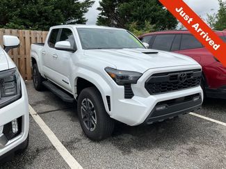 Used 2025 Toyota Tacoma TRD Sport RWD video 1