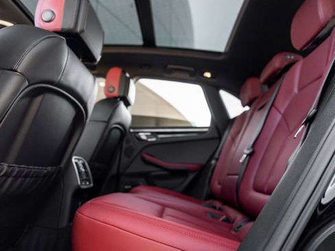 New 2026 Porsche Macan S image 37