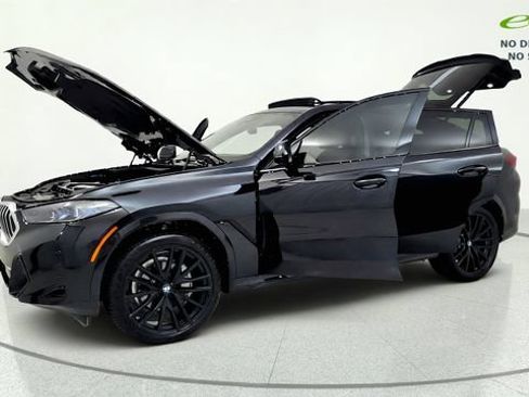 Used 2025 BMW X6 xDrive40i w/ Executive Package AWD/4WD image 14