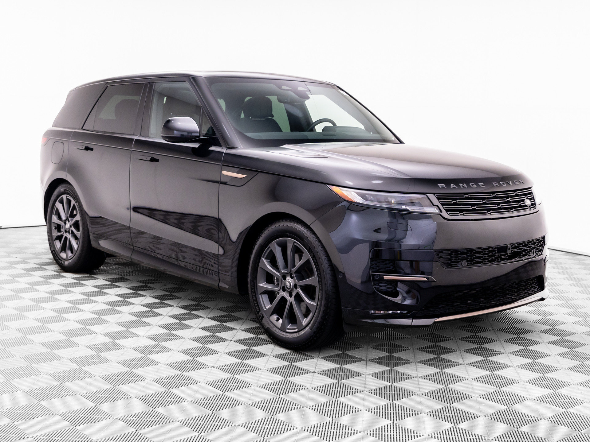 Used 2024 Land Rover Range Rover Sport Dynamic SE AWD/4WD image 7