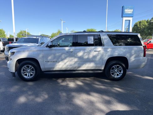 Used 2019 Chevrolet Suburban LT AWD/4WD image 7
