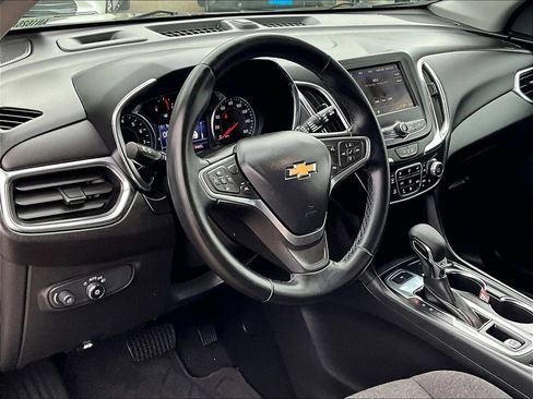 Used 2023 Chevrolet Equinox LT AWD/4WD image 8