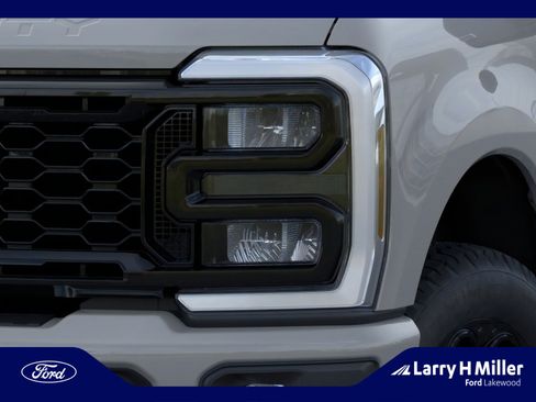 New 2026 Ford F350 Lariat w/ Black Appearance Package AWD/4WD image 18