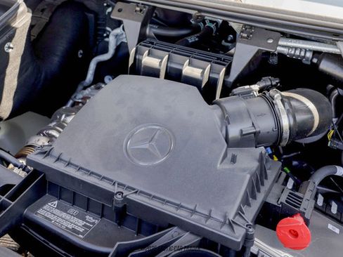 Used 2025 Mercedes-Benz Sprinter 2500 image 18