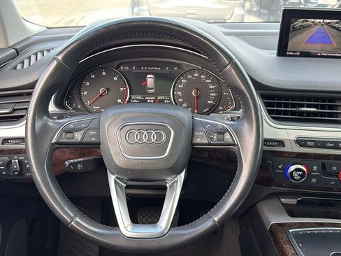 Used 2019 Audi Q7 2.0T Premium AWD/4WD image 31