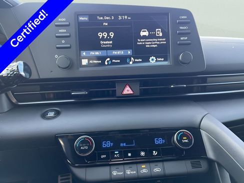 Used 2025 Hyundai Elantra Sport FWD image 23