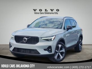 Used 2026 Volvo XC40 B5 Plus w/ Protection Package Premier AWD/4WD video 1
