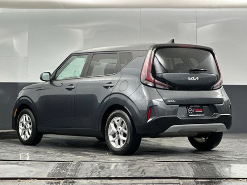 Used 2024 Kia Soul LX w/ Option Group 015 image 5