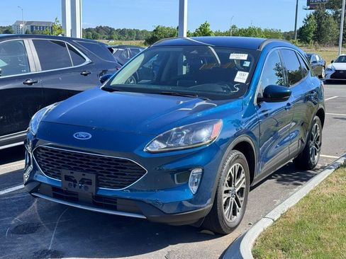 Used 2020 Ford Escape SEL AWD/4WD image 3