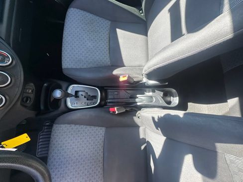 Used 2016 Toyota Yaris L FWD image 20
