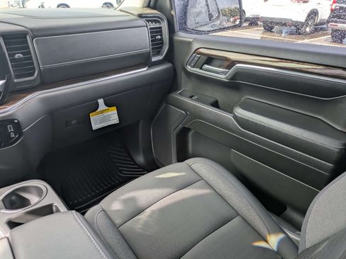 Used 2024 GMC Sierra 1500 Elevation AWD/4WD image 16