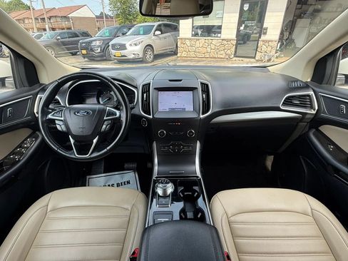 Used 2019 Ford Edge SEL w/ Cold Weather Package AWD/4WD image 26