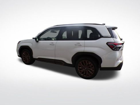 Used 2025 Subaru Forester Sport AWD/4WD image 3