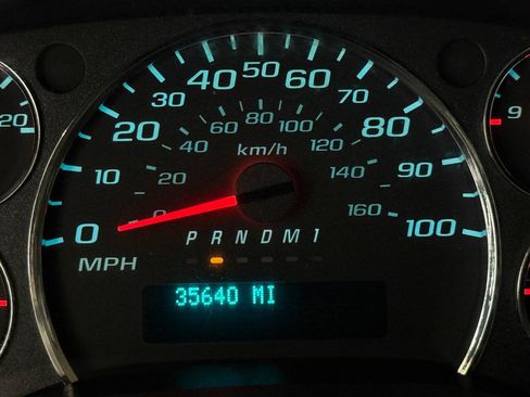 Used 2024 GMC Savana 2500 w/ Driver Convenience Package RWD image 62