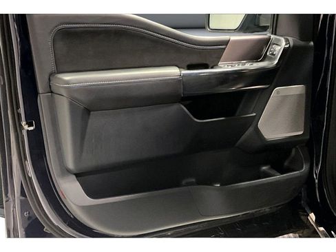 Used 2025 Ford F150 Platinum image 24