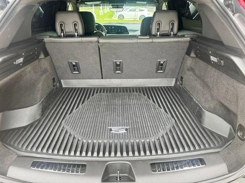Used 2024 Cadillac XT4 Premium Luxury w/ Technology Package image 28