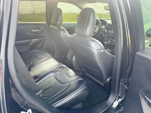 Used 2019 Jeep Cherokee Limited image 42