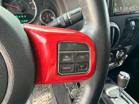 Used 2016 Jeep Wrangler Unlimited Sport w/ Quick Order Package 24S AWD/4WD image 29