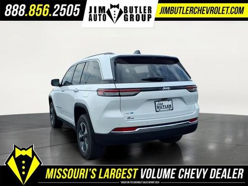 Used 2022 Jeep Grand Cherokee Limited 4xe w/ Luxury Tech Group II AWD/4WD image 2