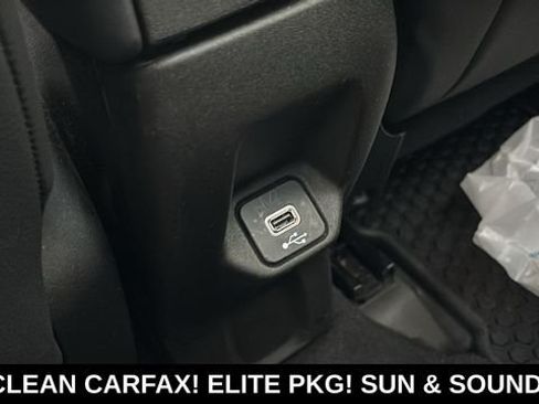 Used 2023 Jeep Renegade Trailhawk w/ Sun/Sound Group AWD/4WD image 10