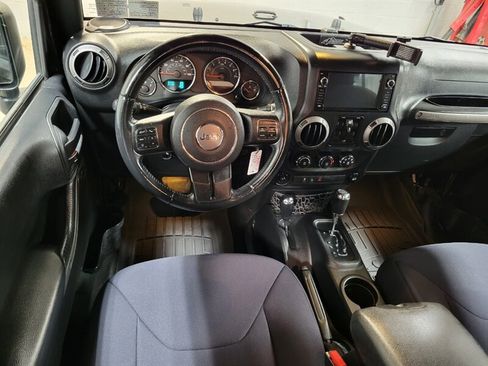 Used 2016 Jeep Wrangler Unlimited Sport w/ Quick Order Package 24S AWD/4WD image 37