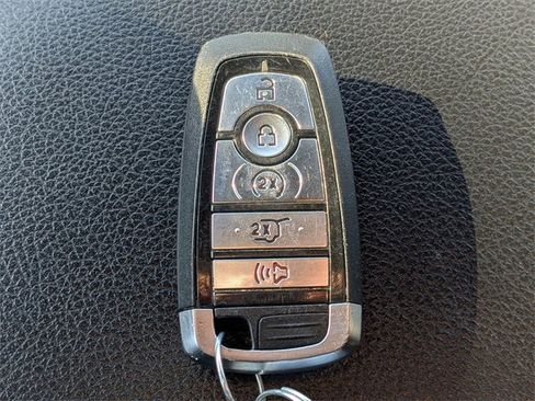 Used 2020 Ford Expedition Max XLT w/ Equipment Group 202A image 32