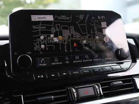 Certified 2025 Nissan Pathfinder SL w/ SL Premium Package FWD image 16
