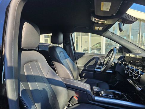 Used 2023 Mercedes-Benz GLA 250 GLA 250 image 8