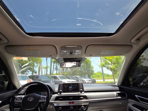 Used 2020 Kia Telluride S w/ S 8 Passenger Seating Package FWD image 27