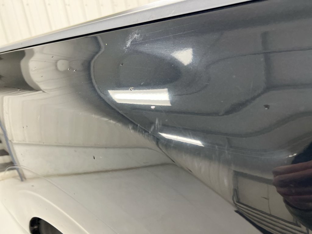 Used 2017 Nissan Titan SV AWD/4WD image 34