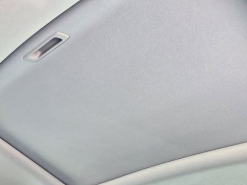 Used 2017 Acura TLX w/ Technology Package image 31