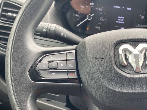 Used 2025 RAM ProMaster 2500 w/ Convenience Group FWD image 33