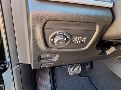 New 2025 Jeep Grand Cherokee L Limited w/ Trailer Tow Package image 14