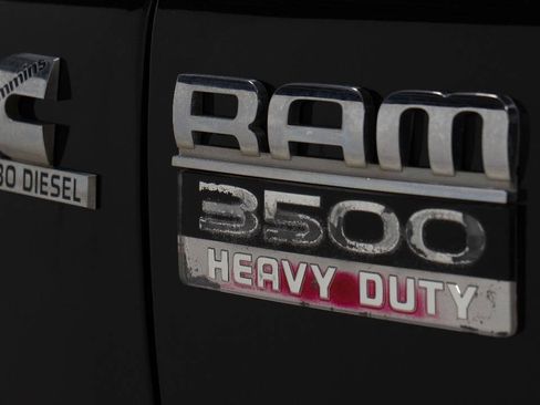 Used 2009 Dodge Ram 3500 Truck Laramie AWD/4WD image 13