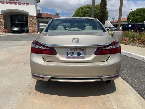 Used 2017 Honda Accord LX image 4
