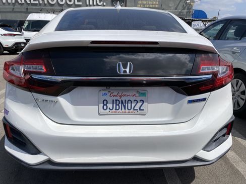 Used 2018 Honda Clarity Plug-In Hybrid image 8