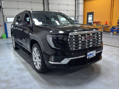 Used 2024 GMC Acadia Denali w/ Super Cruise Package image 7