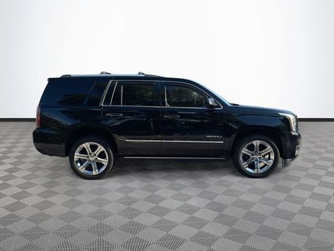 Used 2018 GMC Yukon Denali w/ Denali Ultimate Package AWD/4WD image 8