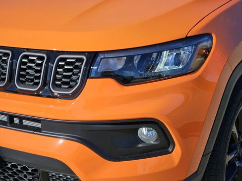 New 2026 Jeep Compass Latitude AWD/4WD image 10