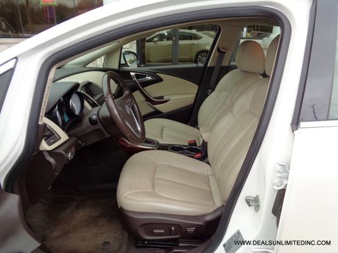 Used 2016 Buick Verano Leather w/ Appearance Package image 8